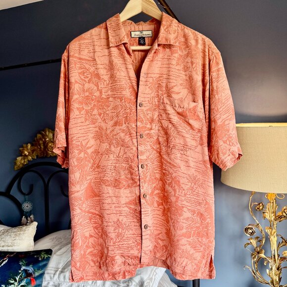 Tommy Bahama 100% Silk Peachy Orange Tropical Aloha Shirt - Picture 1 of 12